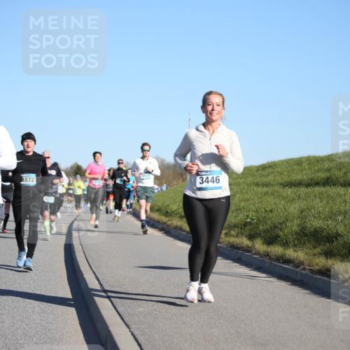 06.04.2025 - 44. Internationalen Wilhelmsburger Insellauf Jannik Wohlers http://msf.ph/oto/7613175 06.04.2025 09:29:26 Laufen 3654, 8872, 3544, 3924, 3446 meine-sportfotos.de