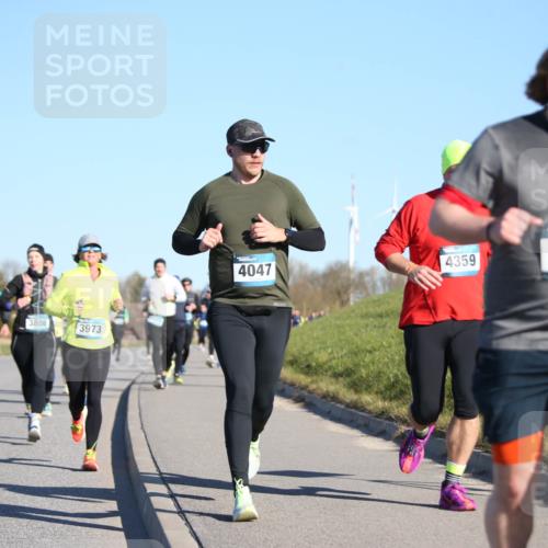 06.04.2025 - 44. Internationalen Wilhelmsburger Insellauf Jannik Wohlers http://msf.ph/oto/7613287 06.04.2025 09:29:36 Laufen 4196, 3886, 3973, 4047, 4359, 3941 meine-sportfotos.de