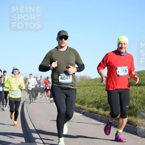 06.04.2025 - 44. Internationalen Wilhelmsburger Insellauf Jannik Wohlers http://msf.ph/oto/7613301 06.04.2025 09:29:37 Laufen 4196, 3886, 3973, 4047, 4359 meine-sportfotos.de