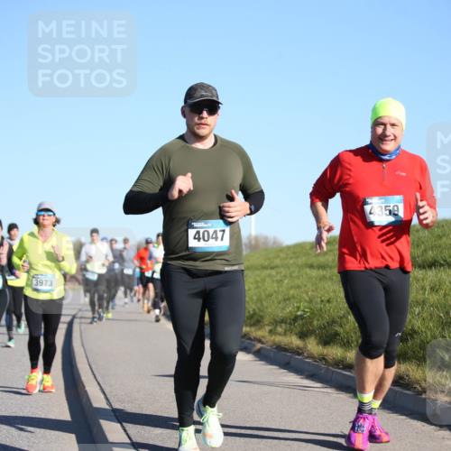 06.04.2025 - 44. Internationalen Wilhelmsburger Insellauf Jannik Wohlers http://msf.ph/oto/7613303 06.04.2025 09:29:37 Laufen 4196, 3886, 3973, 4047, 4359 meine-sportfotos.de