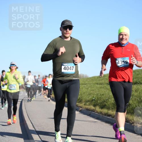 06.04.2025 - 44. Internationalen Wilhelmsburger Insellauf Jannik Wohlers http://msf.ph/oto/7613306 06.04.2025 09:29:37 Laufen 4196, 3886, 3973, 4047, 4359 meine-sportfotos.de