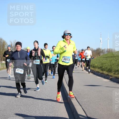 06.04.2025 - 44. Internationalen Wilhelmsburger Insellauf Jannik Wohlers http://msf.ph/oto/7613316 06.04.2025 09:29:38 Laufen 4196, 3886, 4304, 3973 meine-sportfotos.de
