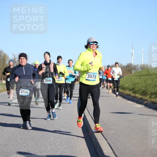 06.04.2025 - 44. Internationalen Wilhelmsburger Insellauf Jannik Wohlers http://msf.ph/oto/7613319 06.04.2025 09:29:38 Laufen 4196, 3886, 202, 4304, 3973 meine-sportfotos.de