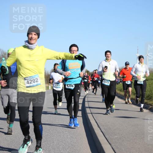 06.04.2025 - 44. Internationalen Wilhelmsburger Insellauf Jannik Wohlers http://msf.ph/oto/7613358 06.04.2025 09:29:41 Laufen 4202, 4361, 4304, 437, 5061, 4372 meine-sportfotos.de