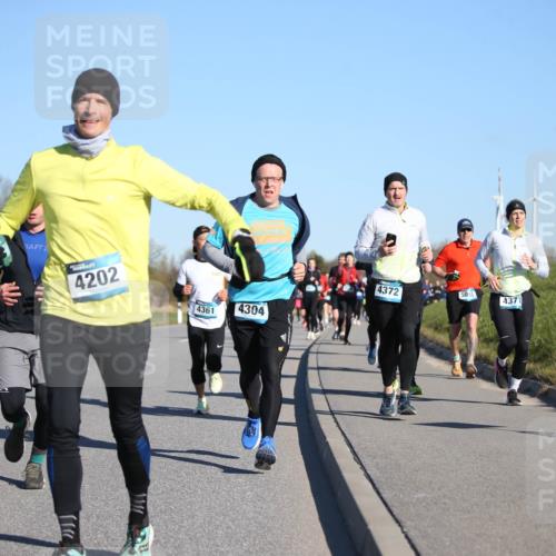 06.04.2025 - 44. Internationalen Wilhelmsburger Insellauf Jannik Wohlers http://msf.ph/oto/7613360 06.04.2025 09:29:41 Laufen 45, 4202, 4361, 4304, 4372, 508, 4371 meine-sportfotos.de
