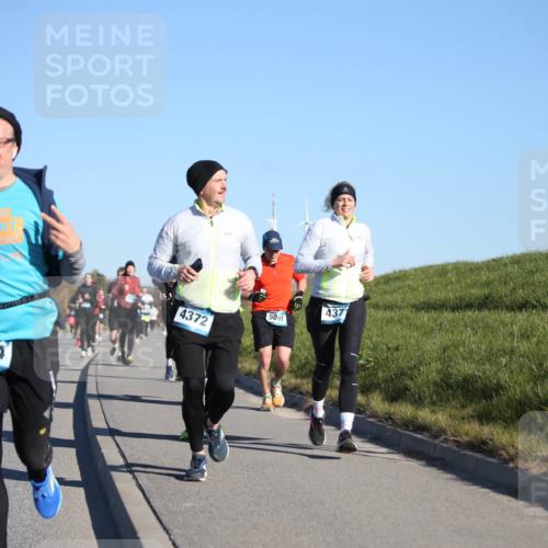 06.04.2025 - 44. Internationalen Wilhelmsburger Insellauf Jannik Wohlers http://msf.ph/oto/7613381 06.04.2025 09:29:43 Laufen 4304, 437, 5061, 4372 meine-sportfotos.de