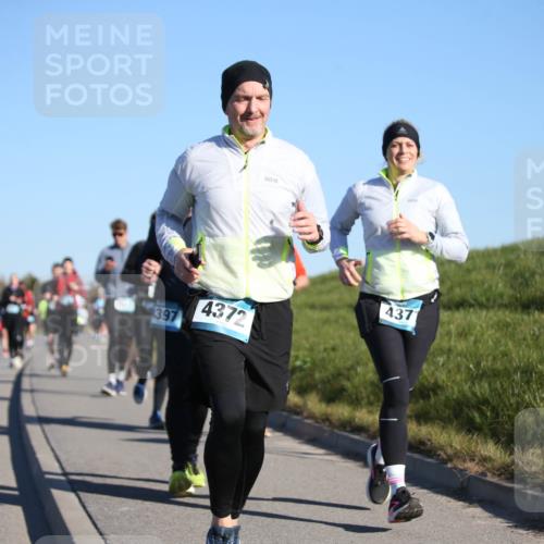 06.04.2025 - 44. Internationalen Wilhelmsburger Insellauf Jannik Wohlers http://msf.ph/oto/7613404 06.04.2025 09:29:44 Laufen 4361, 397, 4372, 437 meine-sportfotos.de