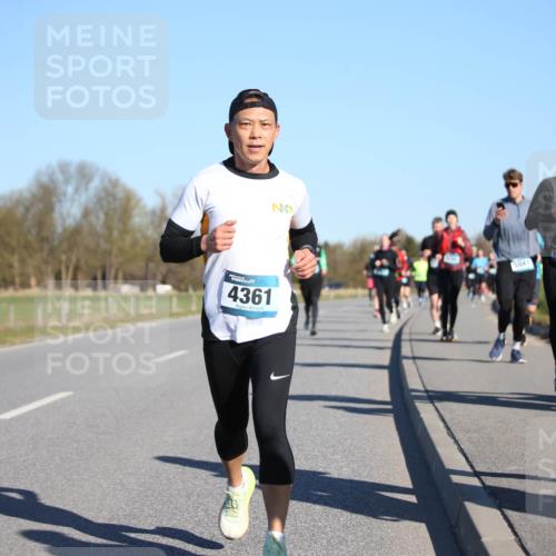 06.04.2025 - 44. Internationalen Wilhelmsburger Insellauf Jannik Wohlers http://msf.ph/oto/7613406 06.04.2025 09:29:44 Laufen 4361, 5041, 3982, 1397 meine-sportfotos.de