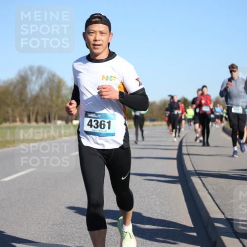 06.04.2025 - 44. Internationalen Wilhelmsburger Insellauf Jannik Wohlers http://msf.ph/oto/7613415 06.04.2025 09:29:45 Laufen 4361, 504, 3982, 39 meine-sportfotos.de