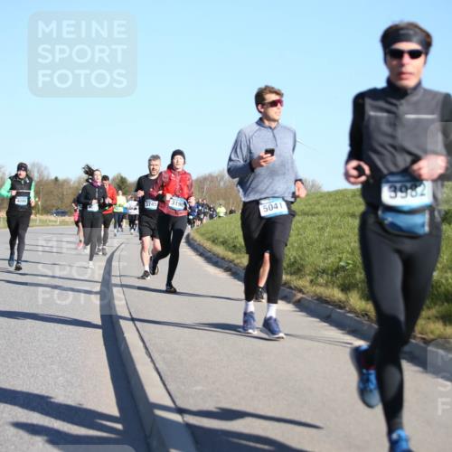 06.04.2025 - 44. Internationalen Wilhelmsburger Insellauf Jannik Wohlers http://msf.ph/oto/7613427 06.04.2025 09:29:46 Laufen 3982, 3745, 3190, 5041 meine-sportfotos.de