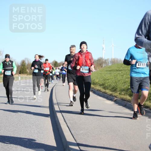 06.04.2025 - 44. Internationalen Wilhelmsburger Insellauf Jannik Wohlers http://msf.ph/oto/7613440 06.04.2025 09:29:48 Laufen 4111, 3190, 4601, 5041, 4099 meine-sportfotos.de