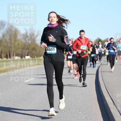 06.04.2025 - 44. Internationalen Wilhelmsburger Insellauf Jannik Wohlers http://msf.ph/oto/7613463 06.04.2025 09:29:51 Laufen 3957, 4601 meine-sportfotos.de