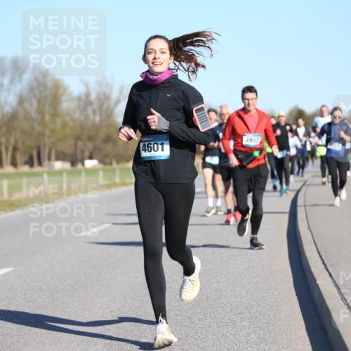 06.04.2025 - 44. Internationalen Wilhelmsburger Insellauf Jannik Wohlers http://msf.ph/oto/7613466 06.04.2025 09:29:51 Laufen 4601, 3957 meine-sportfotos.de