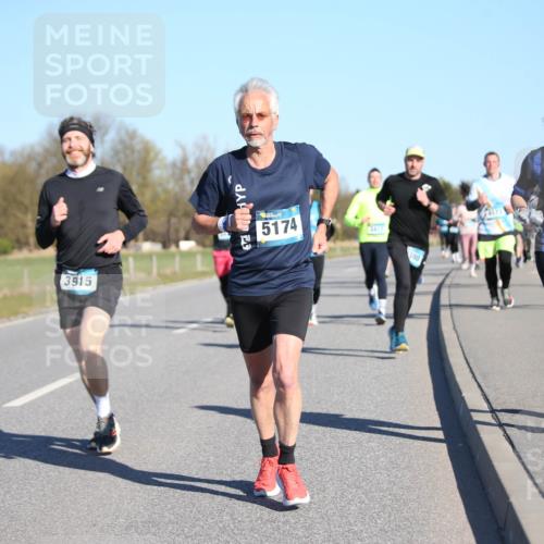 06.04.2025 - 44. Internationalen Wilhelmsburger Insellauf Jannik Wohlers http://msf.ph/oto/7613510 06.04.2025 09:29:56 Laufen 3915, 5174, 1417, 180, 4673, 3014 meine-sportfotos.de