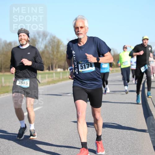 06.04.2025 - 44. Internationalen Wilhelmsburger Insellauf Jannik Wohlers http://msf.ph/oto/7613520 06.04.2025 09:29:56 Laufen 3915, 5174, 2417 meine-sportfotos.de