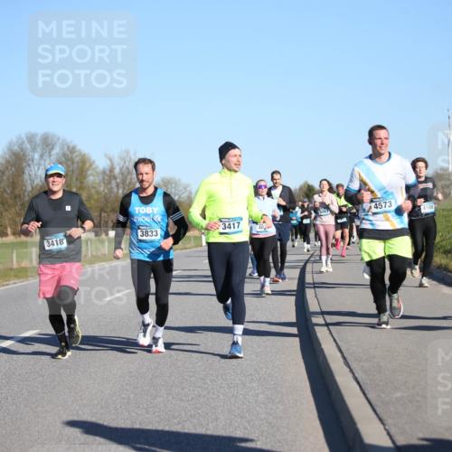 06.04.2025 - 44. Internationalen Wilhelmsburger Insellauf Jannik Wohlers http://msf.ph/oto/7613554 06.04.2025 09:29:59 Laufen 3418, 3833, 4573, 3417, 4100, 445 meine-sportfotos.de