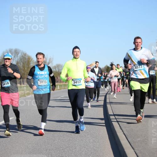 06.04.2025 - 44. Internationalen Wilhelmsburger Insellauf Jannik Wohlers http://msf.ph/oto/7613561 06.04.2025 09:29:59 Laufen 3418, 3833, 3417, 4039, 4573, 4100, 4450 meine-sportfotos.de