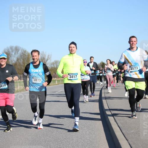 06.04.2025 - 44. Internationalen Wilhelmsburger Insellauf Jannik Wohlers http://msf.ph/oto/7613565 06.04.2025 09:29:59 Laufen 3418, 3833, 3417, 4039, 5063, 4573, 4450 meine-sportfotos.de