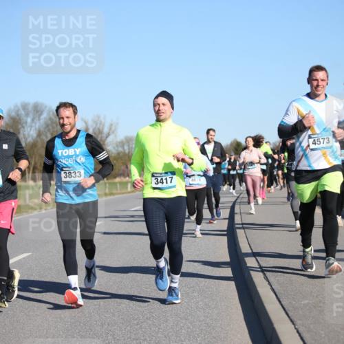 06.04.2025 - 44. Internationalen Wilhelmsburger Insellauf Jannik Wohlers http://msf.ph/oto/7613569 06.04.2025 09:29:59 Laufen 3418, 3833, 3417, 4039, 4573, 00, 44 meine-sportfotos.de