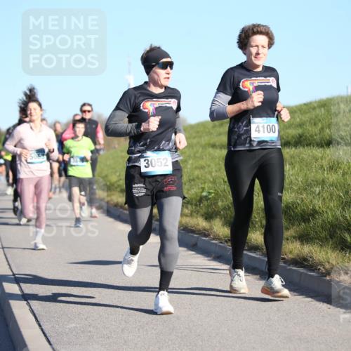 06.04.2025 - 44. Internationalen Wilhelmsburger Insellauf Jannik Wohlers http://msf.ph/oto/7613620 06.04.2025 09:30:02 Laufen 5064, 5063, 3052, 4100 meine-sportfotos.de