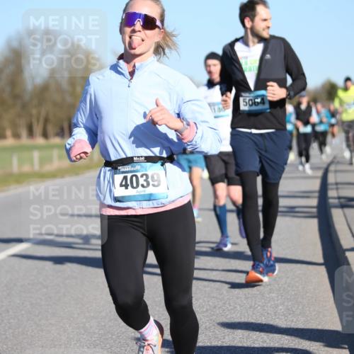 06.04.2025 - 44. Internationalen Wilhelmsburger Insellauf Jannik Wohlers http://msf.ph/oto/7613636 06.04.2025 09:30:03 Laufen 4039, 5064, 5063 meine-sportfotos.de