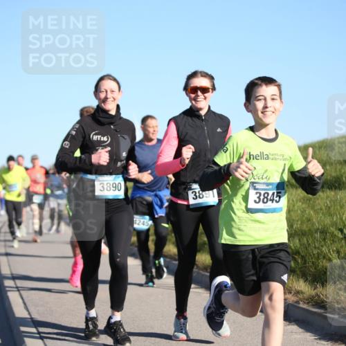06.04.2025 - 44. Internationalen Wilhelmsburger Insellauf Jannik Wohlers http://msf.ph/oto/7613682 06.04.2025 09:30:06 Laufen 6, 16, 3890, 4245, 3891, 3845 meine-sportfotos.de