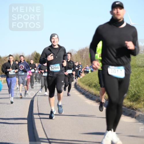 06.04.2025 - 44. Internationalen Wilhelmsburger Insellauf Jannik Wohlers http://msf.ph/oto/7613770 06.04.2025 09:30:13 Laufen 4000, 3918, 3874, 3876, 5204, 3017 meine-sportfotos.de