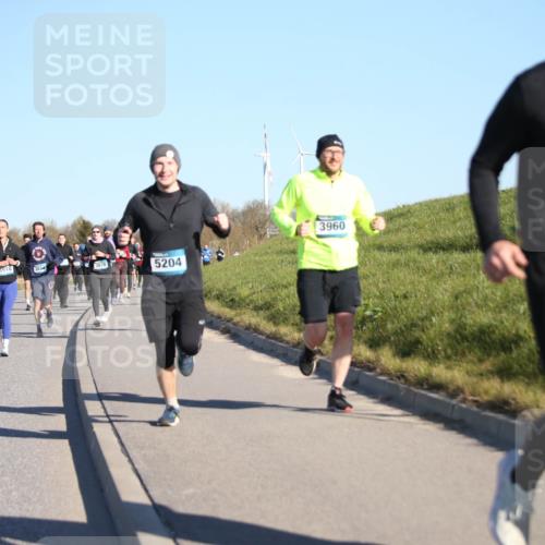 06.04.2025 - 44. Internationalen Wilhelmsburger Insellauf Jannik Wohlers http://msf.ph/oto/7613786 06.04.2025 09:30:15 Laufen 4194, 3918, 3874, 3876, 5204, 3960, 3017 meine-sportfotos.de