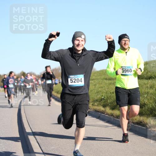 06.04.2025 - 44. Internationalen Wilhelmsburger Insellauf Jannik Wohlers http://msf.ph/oto/7613803 06.04.2025 09:30:16 Laufen 5204, 3960 meine-sportfotos.de
