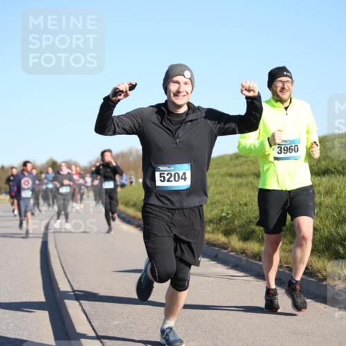 06.04.2025 - 44. Internationalen Wilhelmsburger Insellauf Jannik Wohlers http://msf.ph/oto/7613805 06.04.2025 09:30:16 Laufen 4194, 5204, 3960 meine-sportfotos.de