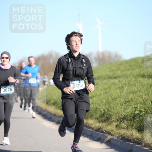 06.04.2025 - 44. Internationalen Wilhelmsburger Insellauf Jannik Wohlers http://msf.ph/oto/7613829 06.04.2025 09:30:18 Laufen 3876, 3874, 4480 meine-sportfotos.de