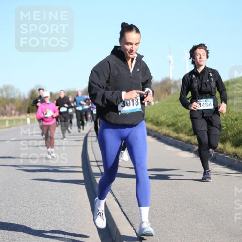 06.04.2025 - 44. Internationalen Wilhelmsburger Insellauf Jannik Wohlers http://msf.ph/oto/7613845 06.04.2025 09:30:20 Laufen 3918, 4480 meine-sportfotos.de
