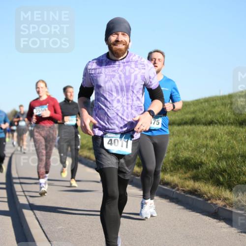 06.04.2025 - 44. Internationalen Wilhelmsburger Insellauf Jannik Wohlers http://msf.ph/oto/7613903 06.04.2025 09:30:25 Laufen 3510, 3550, 991, 4011, 175 meine-sportfotos.de