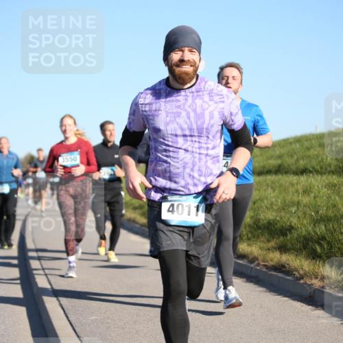 06.04.2025 - 44. Internationalen Wilhelmsburger Insellauf Jannik Wohlers http://msf.ph/oto/7613905 06.04.2025 09:30:25 Laufen 3510, 3550, 40110 meine-sportfotos.de