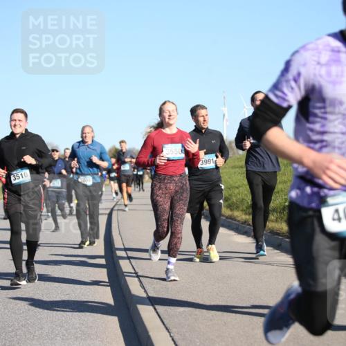 06.04.2025 - 44. Internationalen Wilhelmsburger Insellauf Jannik Wohlers http://msf.ph/oto/7613907 06.04.2025 09:30:25 Laufen 375, 3510, 3675, 3001, 3550, 3991, 4011 meine-sportfotos.de