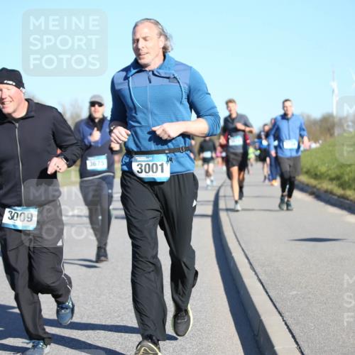 06.04.2025 - 44. Internationalen Wilhelmsburger Insellauf Jannik Wohlers http://msf.ph/oto/7613954 06.04.2025 09:30:28 Laufen 3009, 3675, 3001 meine-sportfotos.de