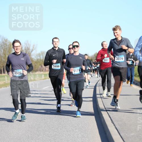06.04.2025 - 44. Internationalen Wilhelmsburger Insellauf Jannik Wohlers http://msf.ph/oto/7613977 06.04.2025 09:30:30 Laufen 3505, 75, 3498, 317, 3491, 3076, 3729 meine-sportfotos.de