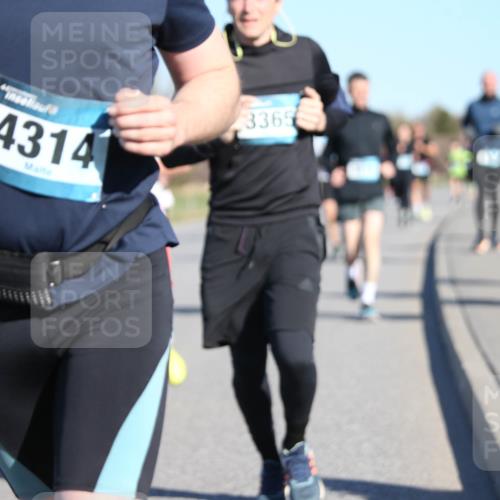 06.04.2025 - 44. Internationalen Wilhelmsburger Insellauf Jannik Wohlers http://msf.ph/oto/7614021 06.04.2025 09:30:34 Laufen 4314, 3365 meine-sportfotos.de