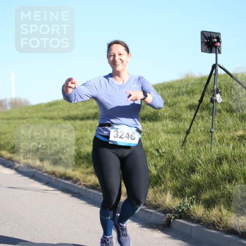 06.04.2025 - 44. Internationalen Wilhelmsburger Insellauf Jannik Wohlers http://msf.ph/oto/7614102 06.04.2025 09:30:41 Laufen 3246 meine-sportfotos.de