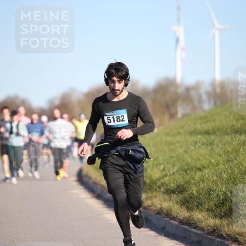06.04.2025 - 44. Internationalen Wilhelmsburger Insellauf Jannik Wohlers http://msf.ph/oto/7614194 06.04.2025 09:30:50 Laufen 5182 meine-sportfotos.de