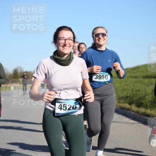 06.04.2025 - 44. Internationalen Wilhelmsburger Insellauf Jannik Wohlers http://msf.ph/oto/7614435 06.04.2025 09:31:04 Laufen 4520, 3950 meine-sportfotos.de