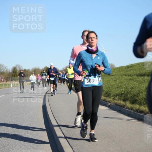 06.04.2025 - 44. Internationalen Wilhelmsburger Insellauf Jannik Wohlers http://msf.ph/oto/7614443 06.04.2025 09:31:05 Laufen 5107, 3039, 395 meine-sportfotos.de
