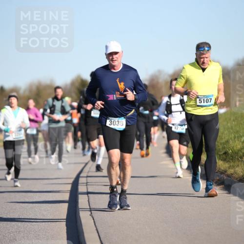 06.04.2025 - 44. Internationalen Wilhelmsburger Insellauf Jannik Wohlers http://msf.ph/oto/7614479 06.04.2025 09:31:08 Laufen 3298, 500, 3038, 4270, 5107 meine-sportfotos.de