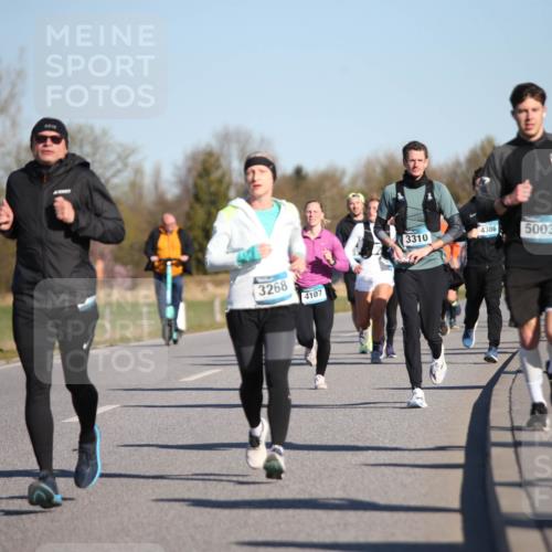 06.04.2025 - 44. Internationalen Wilhelmsburger Insellauf Jannik Wohlers http://msf.ph/oto/7614495 06.04.2025 09:31:10 Laufen 3268, 4107, 4386, 3310, 5003, 4765 meine-sportfotos.de