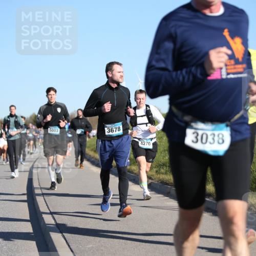 06.04.2025 - 44. Internationalen Wilhelmsburger Insellauf Jannik Wohlers http://msf.ph/oto/7614512 06.04.2025 09:31:12 Laufen 3268, 5003, 3678, 4270, 3038 meine-sportfotos.de