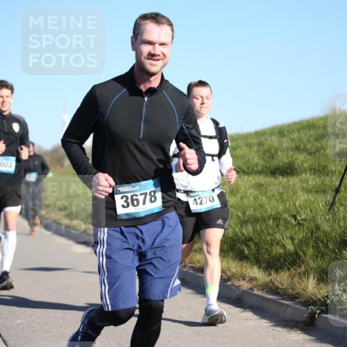 06.04.2025 - 44. Internationalen Wilhelmsburger Insellauf Jannik Wohlers http://msf.ph/oto/7614550 06.04.2025 09:31:14 Laufen 5003, 3678, 4270 meine-sportfotos.de