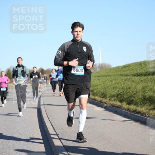 06.04.2025 - 44. Internationalen Wilhelmsburger Insellauf Jannik Wohlers http://msf.ph/oto/7614561 06.04.2025 09:31:15 Laufen 268, 3310, 77, 5003 meine-sportfotos.de