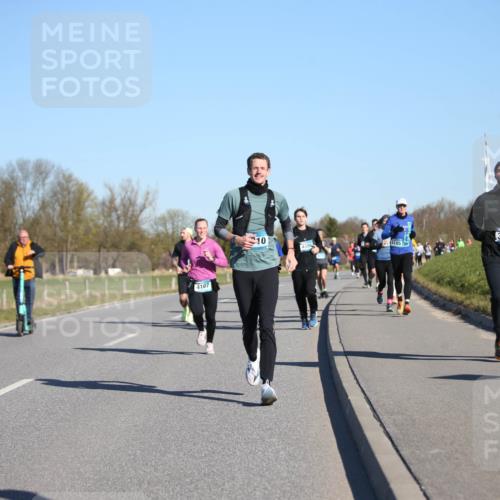 06.04.2025 - 44. Internationalen Wilhelmsburger Insellauf Jannik Wohlers http://msf.ph/oto/7614571 06.04.2025 09:31:16 Laufen 68, 4107, 10, 24185, 3780, 5 meine-sportfotos.de