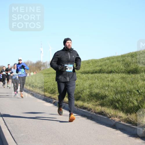 06.04.2025 - 44. Internationalen Wilhelmsburger Insellauf Jannik Wohlers http://msf.ph/oto/7614601 06.04.2025 09:31:17 Laufen 780 meine-sportfotos.de