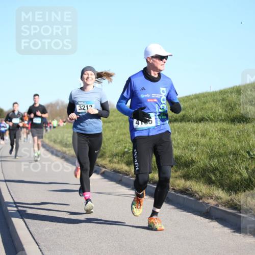 06.04.2025 - 44. Internationalen Wilhelmsburger Insellauf Jannik Wohlers http://msf.ph/oto/7614624 06.04.2025 09:31:21 Laufen  meine-sportfotos.de